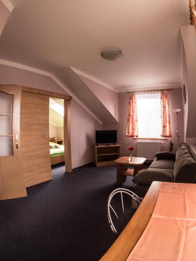 Hotel Holzbecher Ratiborice Česká Skalice Extérieur photo